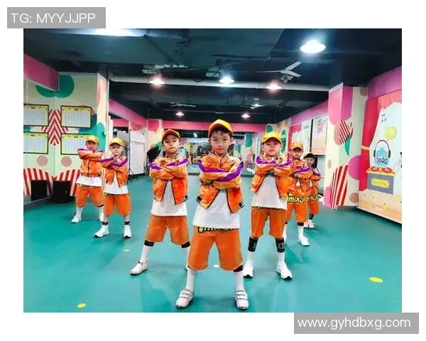 与黄丽对话探讨她的街舞生涯与成长历程分享 与黄丽对话探讨她的街舞生涯与成长历程分享