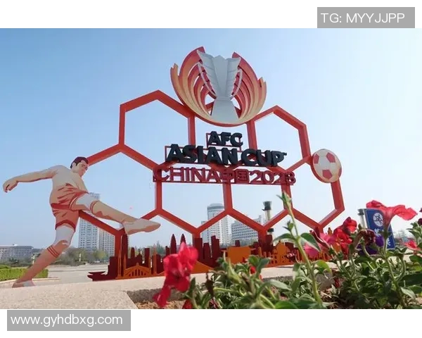 中国足球明星雕塑艺术之美与历史传承的完美结合欣赏 中国足球明星雕塑艺术之美与历史传承的完美结合欣赏